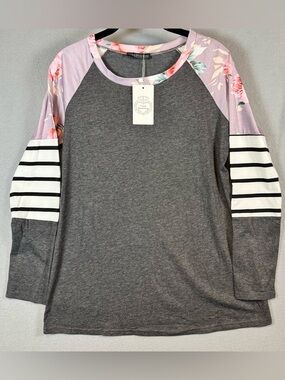 Floral Blooming Gray Raglan Sleeve Top - NWT, Medium